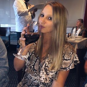 Meet your Posher, Staci